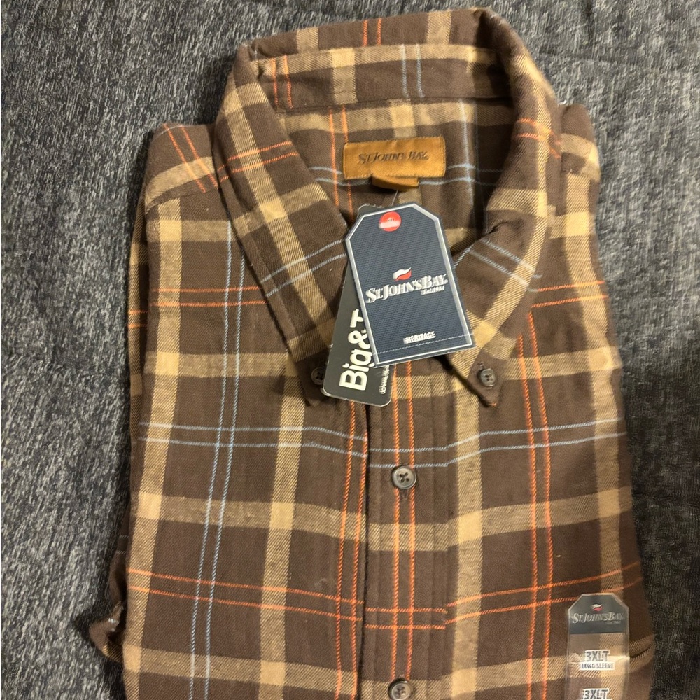 St. John's Bay Men's Tan and Brown Plaid Shirt